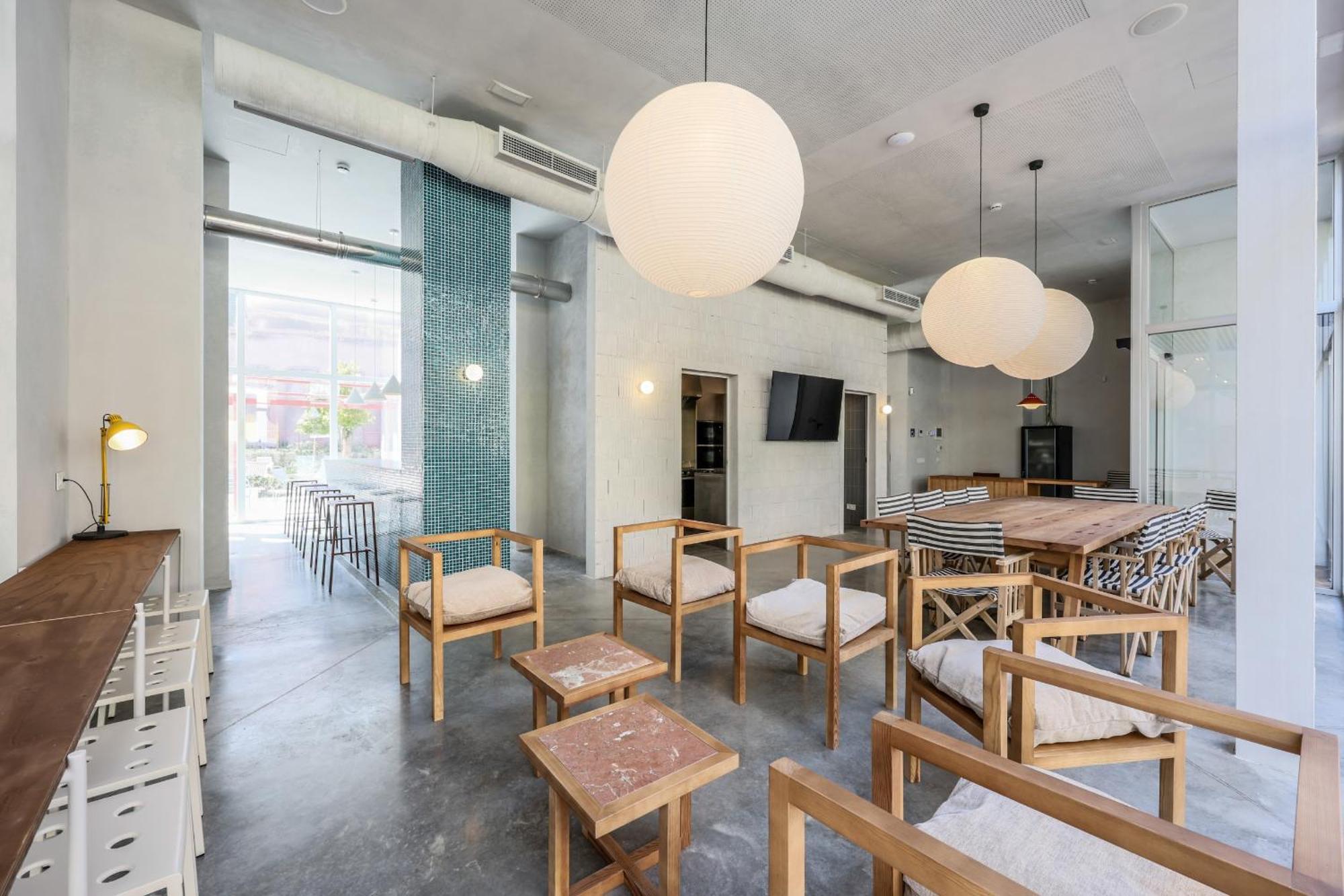 Madrid Live Coworking - Self Service - Bagian luar foto
